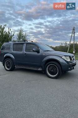 Позашляховик / Кросовер Nissan Pathfinder 2007 в 