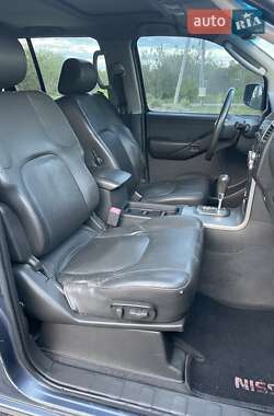Позашляховик / Кросовер Nissan Pathfinder 2007 в 