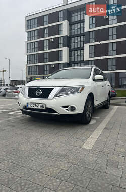 Позашляховик / Кросовер Nissan Pathfinder 2013 в 