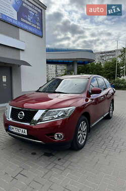 Внедорожник / Кроссовер Nissan Pathfinder 2013 в Сумах