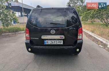 Позашляховик / Кросовер Nissan Pathfinder 2006 в Дніпрі