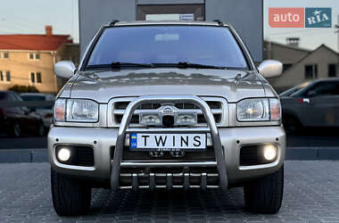 Позашляховик / Кросовер Nissan Pathfinder 1999 в 