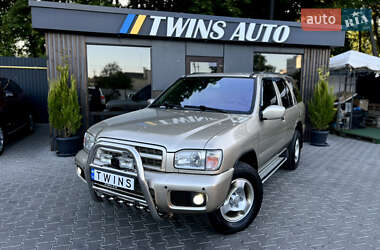 Позашляховик / Кросовер Nissan Pathfinder 1999 в 