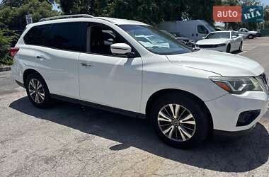 Nissan Pathfinder 2017