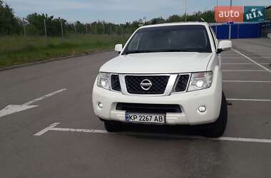 Позашляховик / Кросовер Nissan Pathfinder 2011 в 