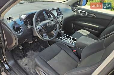 Позашляховик / Кросовер Nissan Pathfinder 2017 в 