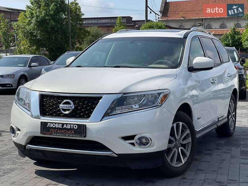 Nissan Pathfinder 2013