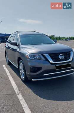 Внедорожник / Кроссовер Nissan Pathfinder 2018 в Киеве