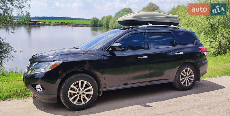 Позашляховик / Кросовер Nissan Pathfinder 2013 в Хмельницькому
