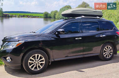 Внедорожник / Кроссовер Nissan Pathfinder 2013 в 