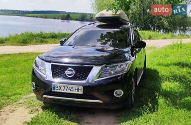 Внедорожник / Кроссовер Nissan Pathfinder 2013 в 