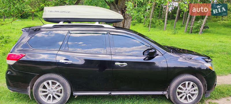 Позашляховик / Кросовер Nissan Pathfinder 2013 в Хмельницькому