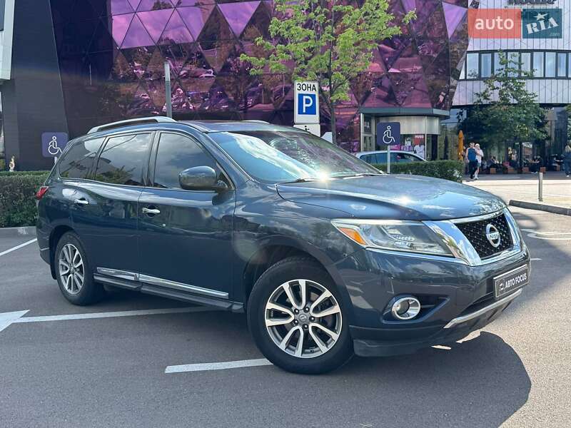 Nissan Pathfinder 2013
