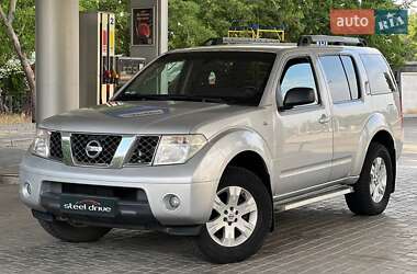 Внедорожник / Кроссовер Nissan Pathfinder 2007 в Николаеве