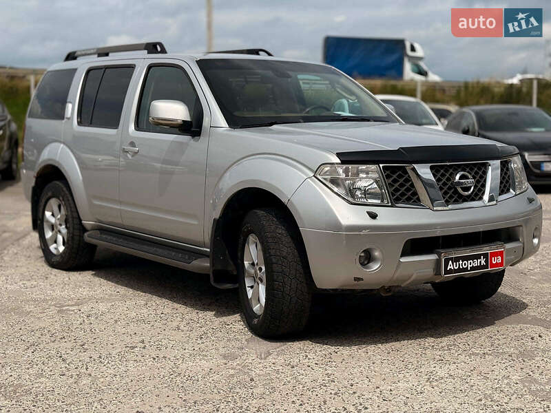 Внедорожник / Кроссовер Nissan Pathfinder 2007 в Львове