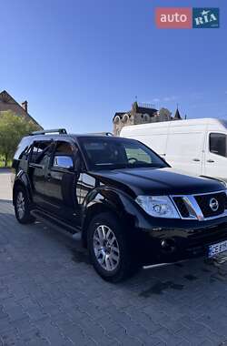 Внедорожник / Кроссовер Nissan Pathfinder 2013 в Черновцах