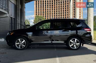 Внедорожник / Кроссовер Nissan Pathfinder 2013 в 