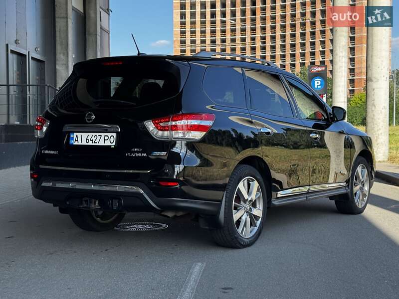 Внедорожник / Кроссовер Nissan Pathfinder 2013 в Киеве
