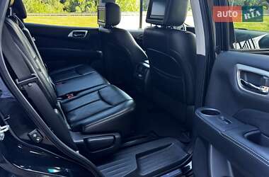 Внедорожник / Кроссовер Nissan Pathfinder 2013 в 