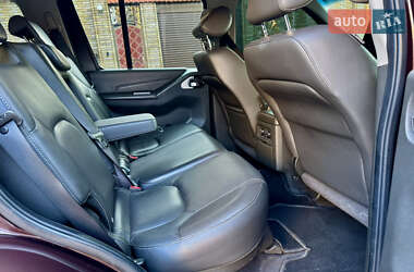 Позашляховик / Кросовер Nissan Pathfinder 2011 в 