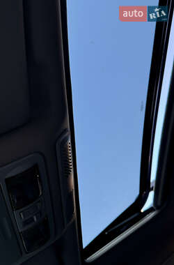 Позашляховик / Кросовер Nissan Pathfinder 2011 в 
