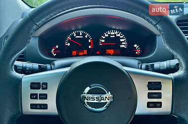 Позашляховик / Кросовер Nissan Pathfinder 2011 в 