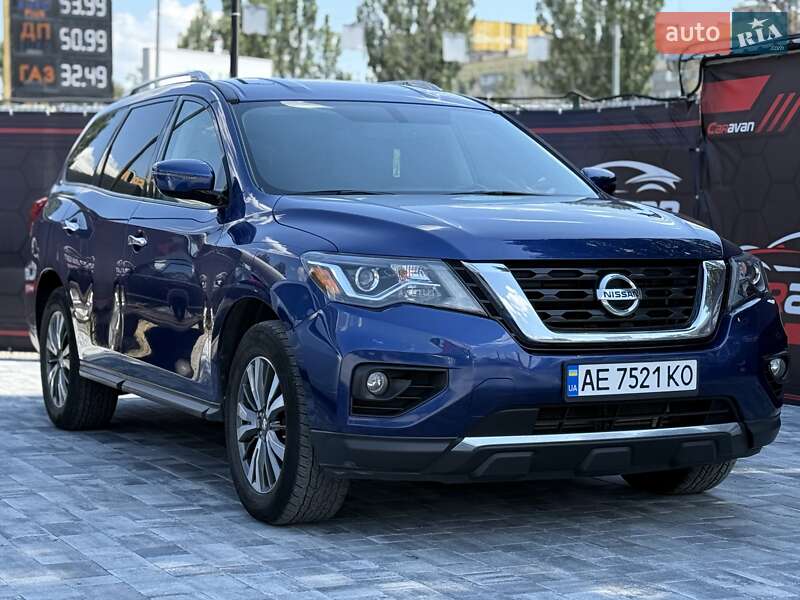 Nissan Pathfinder 2016
