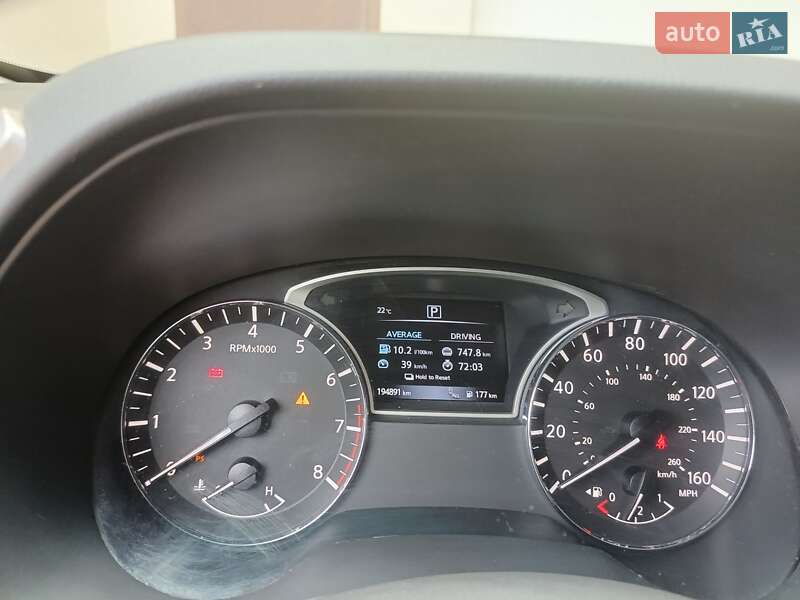 Внедорожник / Кроссовер Nissan Pathfinder 2016 в Киеве