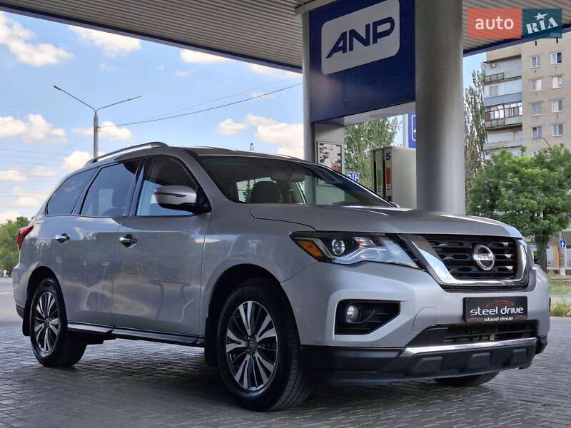 Nissan Pathfinder 2017