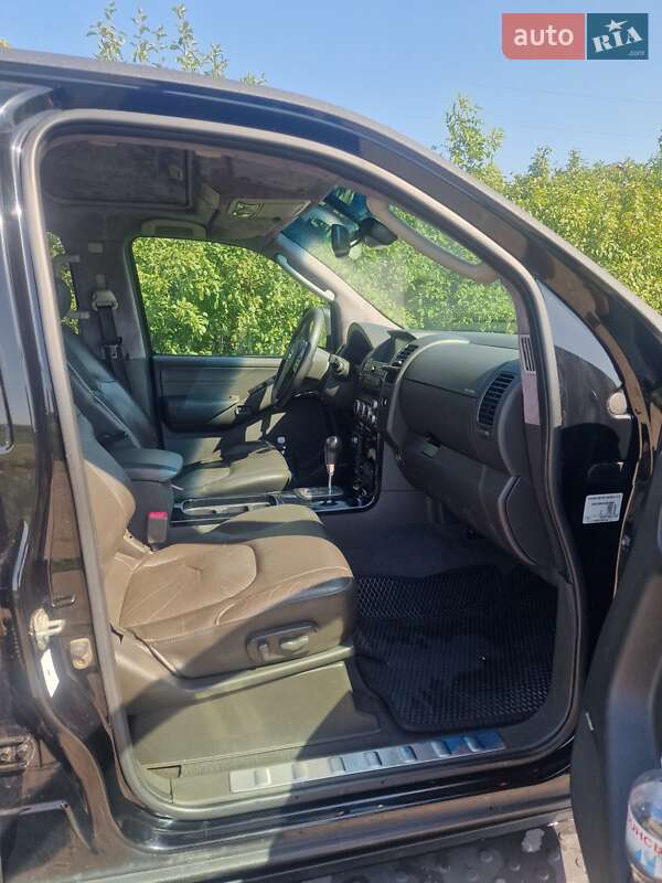 Внедорожник / Кроссовер Nissan Pathfinder 2008 в Харькове