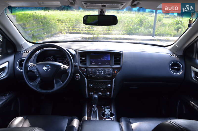 Позашляховик / Кросовер Nissan Pathfinder 2014 в Києві