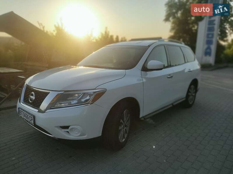 Nissan Pathfinder 2015