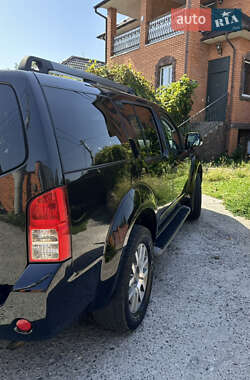 Внедорожник / Кроссовер Nissan Pathfinder 2014 в 