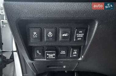 Внедорожник / Кроссовер Nissan Pathfinder 2015 в 