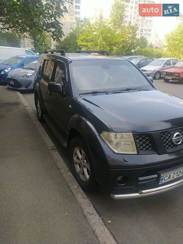 Nissan Pathfinder 2006