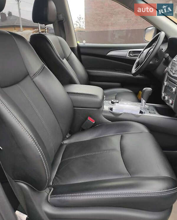 Позашляховик / Кросовер Nissan Pathfinder 2019 в Львові фото 15 Позашляховик / Кросовер Nissan Pathfinder 2019 в Львові