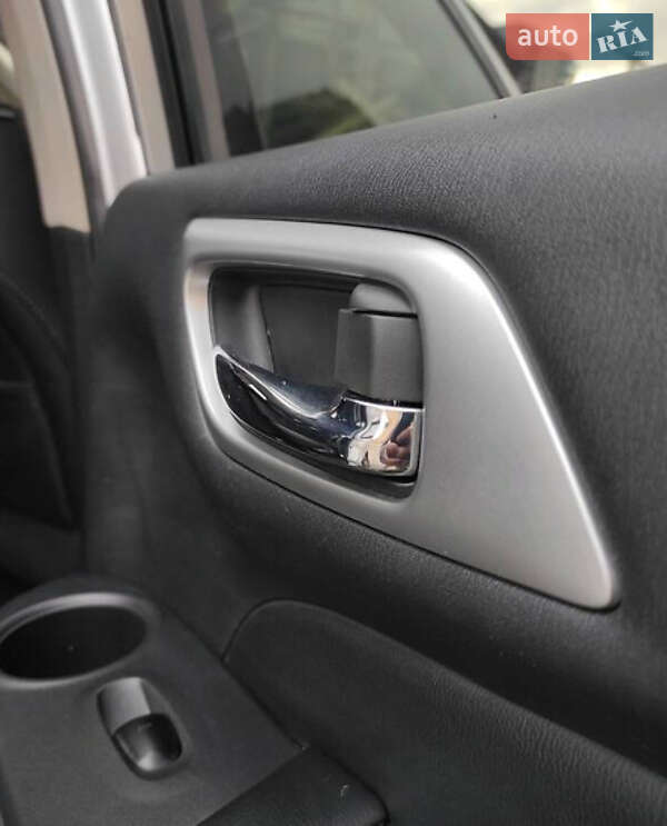 Позашляховик / Кросовер Nissan Pathfinder 2019 в Львові фото 20 Позашляховик / Кросовер Nissan Pathfinder 2019 в Львові