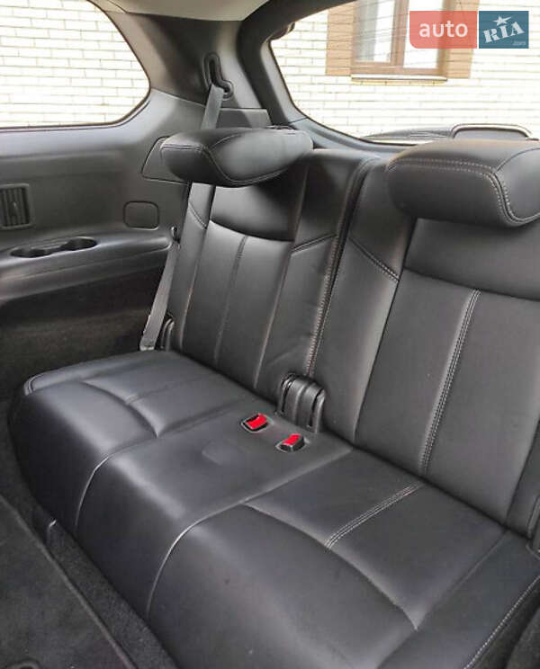 Позашляховик / Кросовер Nissan Pathfinder 2019 в Львові фото 26 Позашляховик / Кросовер Nissan Pathfinder 2019 в Львові