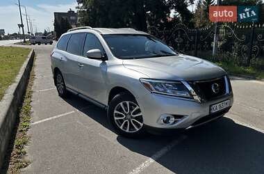 Внедорожник / Кроссовер Nissan Pathfinder 2016 в Броварах