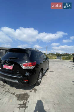 Внедорожник / Кроссовер Nissan Pathfinder 2014 в 