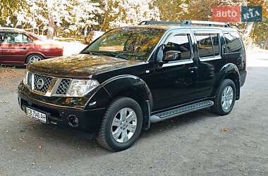 Внедорожник / Кроссовер Nissan Pathfinder 2007 в Чернигове
