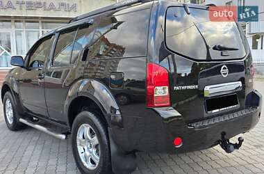 Внедорожник / Кроссовер Nissan Pathfinder 2006 в 