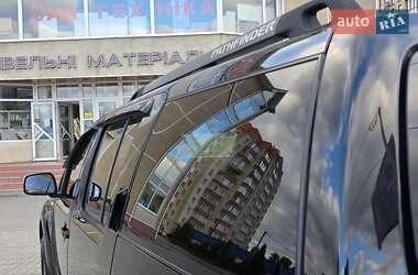 Внедорожник / Кроссовер Nissan Pathfinder 2006 в 