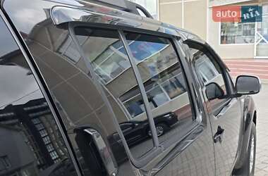 Внедорожник / Кроссовер Nissan Pathfinder 2006 в 