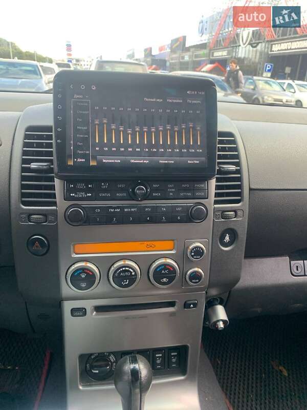 Позашляховик / Кросовер Nissan Pathfinder 2006 в Полтаві