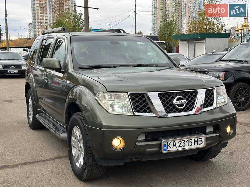 Позашляховик / Кросовер Nissan Pathfinder 2005 в Києві фото 2 Позашляховик / Кросовер Nissan Pathfinder 2005 в Києві