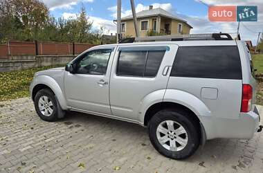 Внедорожник / Кроссовер Nissan Pathfinder 2007 в 
