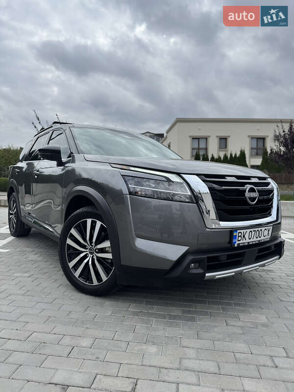 Внедорожник / Кроссовер Nissan Pathfinder 2022 в Ровно фото Внедорожник / Кроссовер Nissan Pathfinder 2022 в Ровно