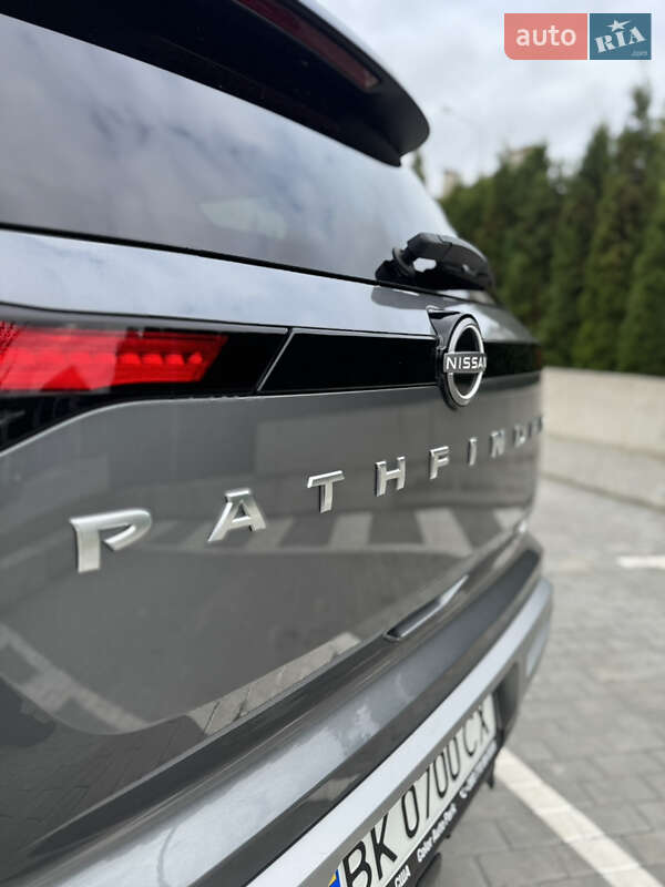 Внедорожник / Кроссовер Nissan Pathfinder 2022 в Ровно фото 15 Внедорожник / Кроссовер Nissan Pathfinder 2022 в Ровно