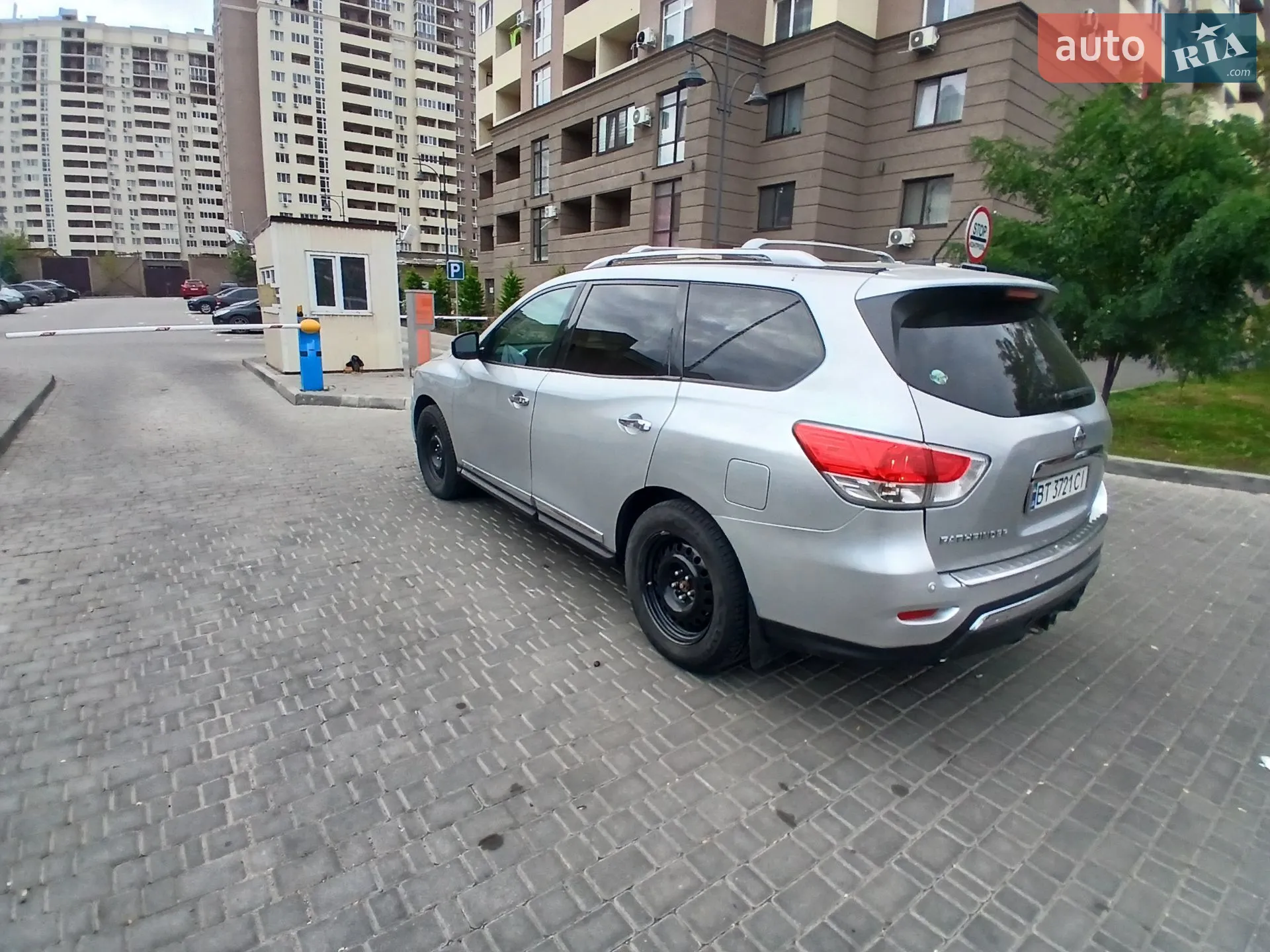 2015 Nissan Pathfinder - мініатюра 6